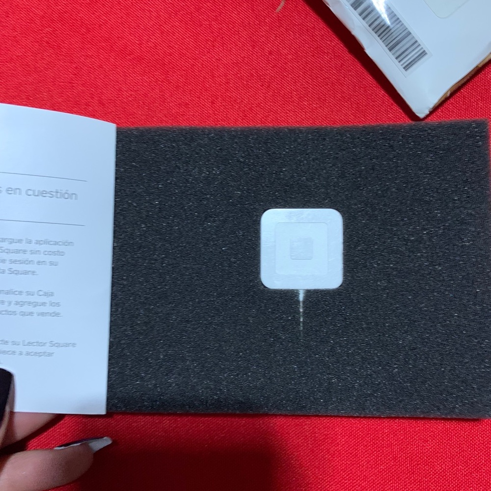 square reader/chip reader